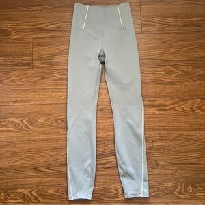 Vuori Evolve Leggings